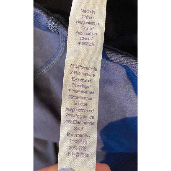 NWT CRZ Yoga Side Pocket Compression Leggings Size Small Women’s Navy - Picture 4 of 12